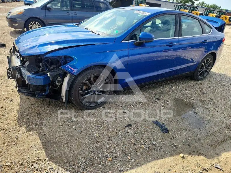 2018 Ford FUSION фото