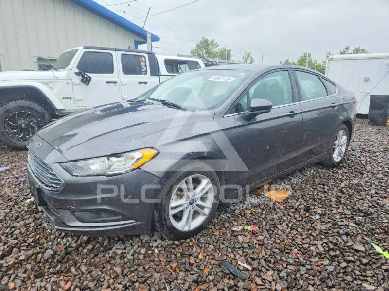 2018 Ford FUSION photo