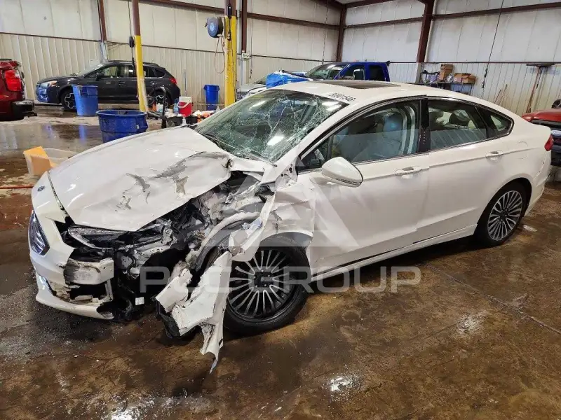 2018 Ford FUSION photo