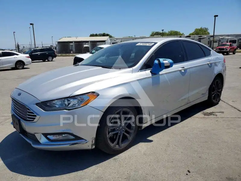 2018 Ford FUSION фото
