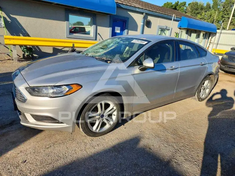 2018 Ford FUSION фото