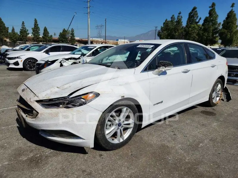 2018 Ford FUSION фото