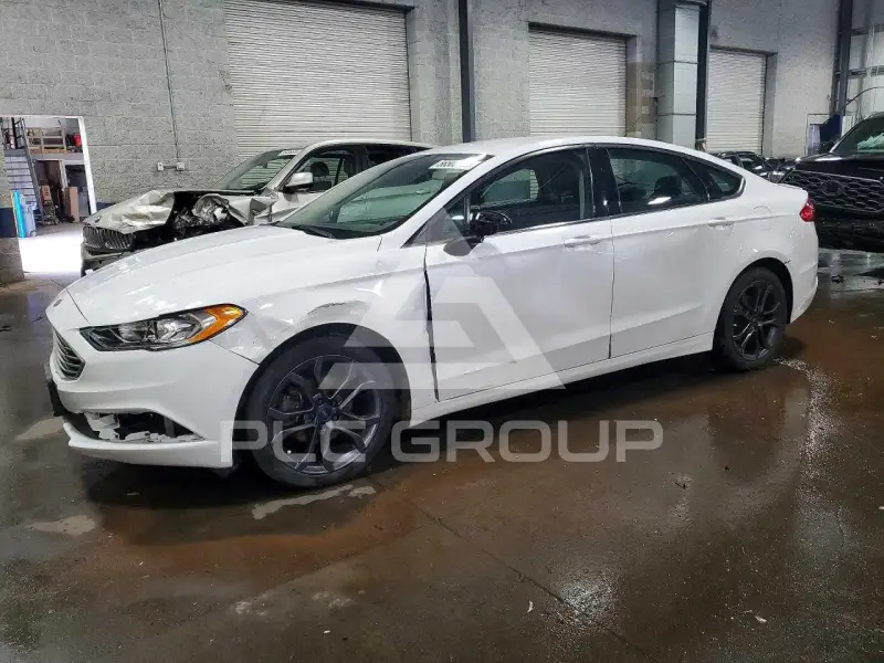 2018 Ford FUSION фото