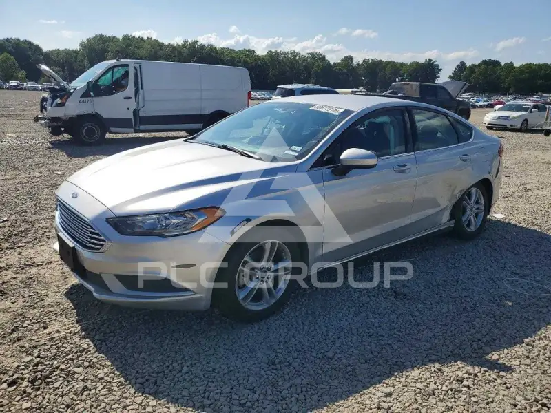 2018 Ford FUSION фото