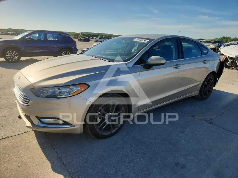 2018 Ford FUSION фото