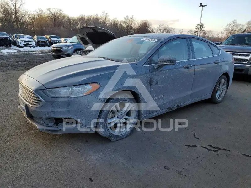 2018 Ford FUSION фото
