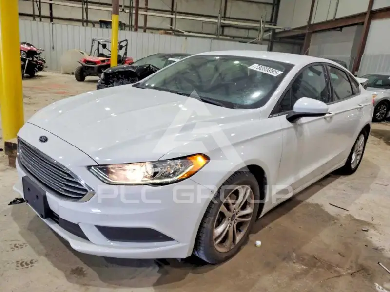 2018 Ford FUSION фото