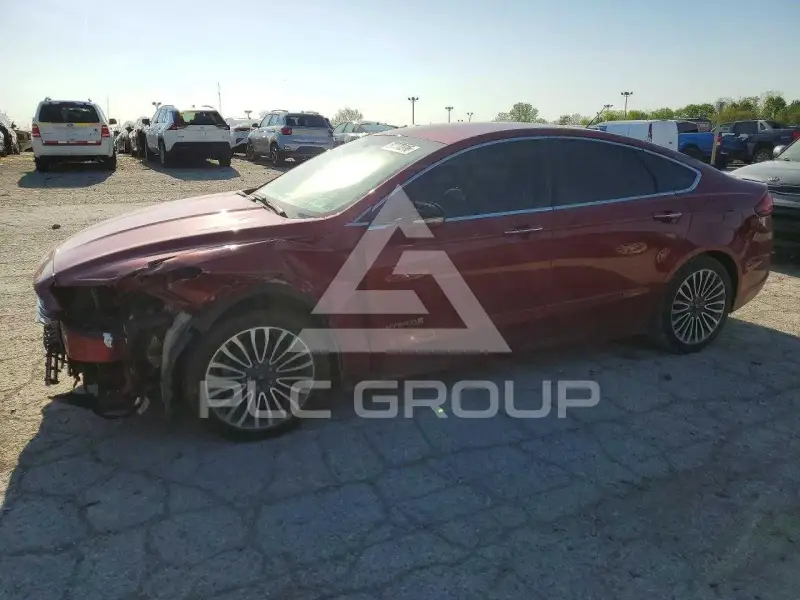 2018 Ford FUSION фото