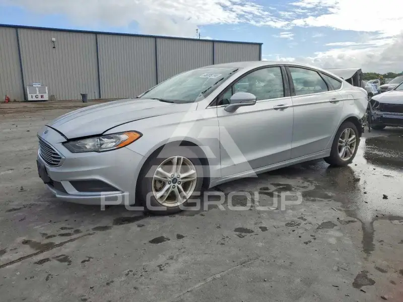 2018 Ford FUSION фото