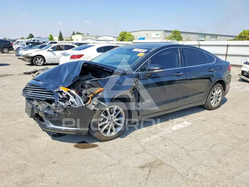 2018 Ford FUSION фото