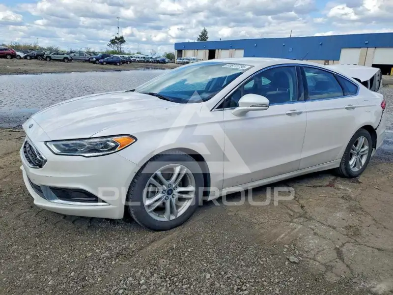 2018 Ford FUSION фото