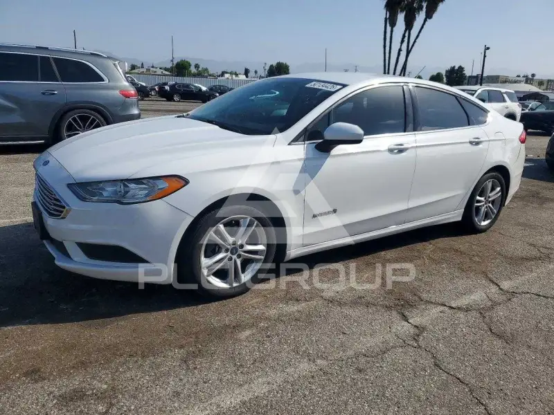 2018 Ford FUSION фото