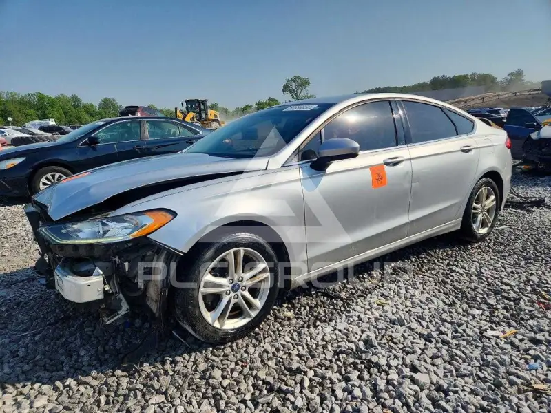 2018 Ford FUSION фото