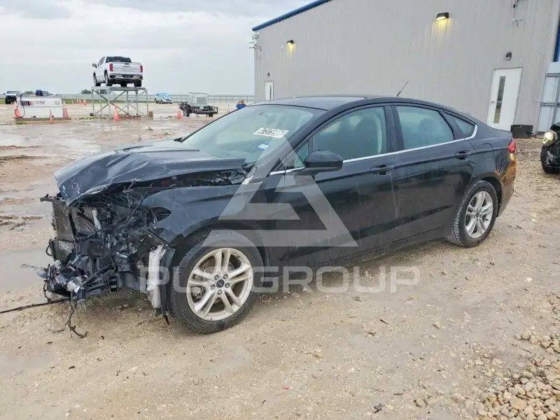 2018 Ford FUSION фото