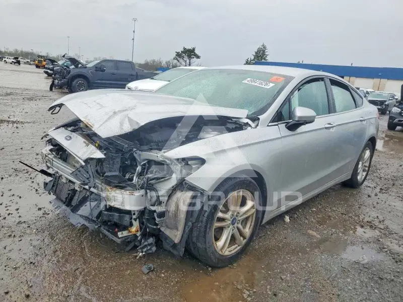 2018 Ford FUSION фото