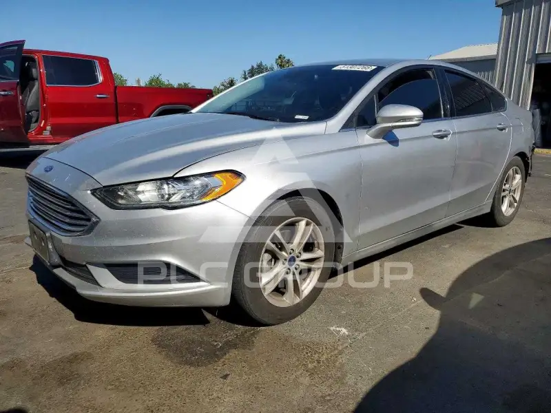 2018 Ford FUSION фото