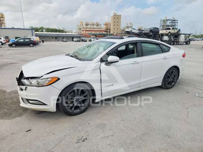 2018 Ford FUSION фото