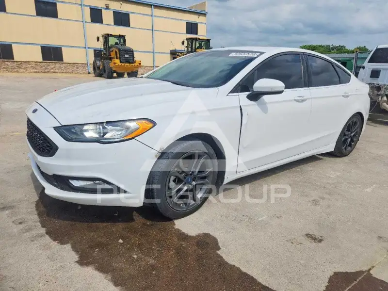 2018 Ford FUSION фото