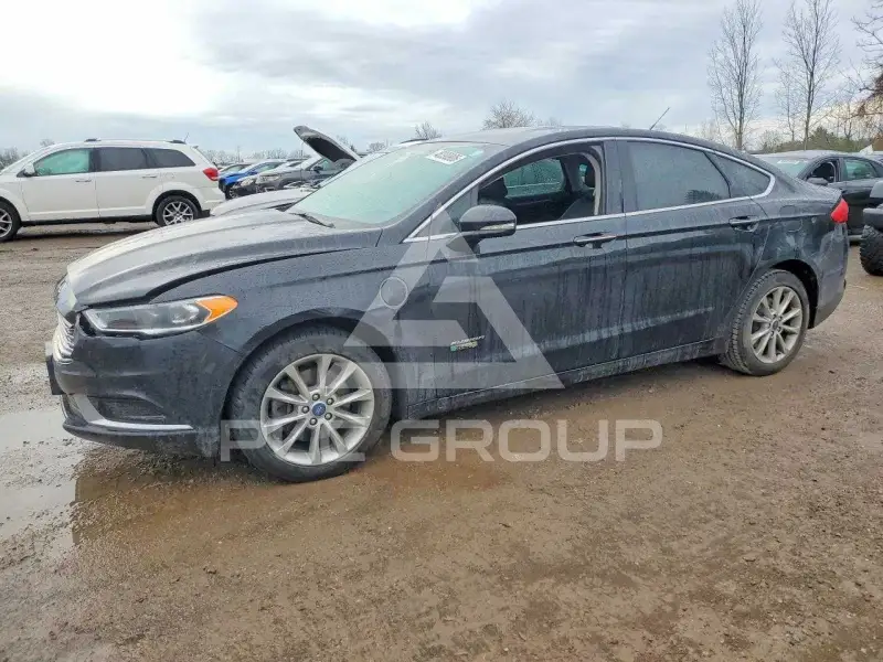 2018 Ford FUSION photo