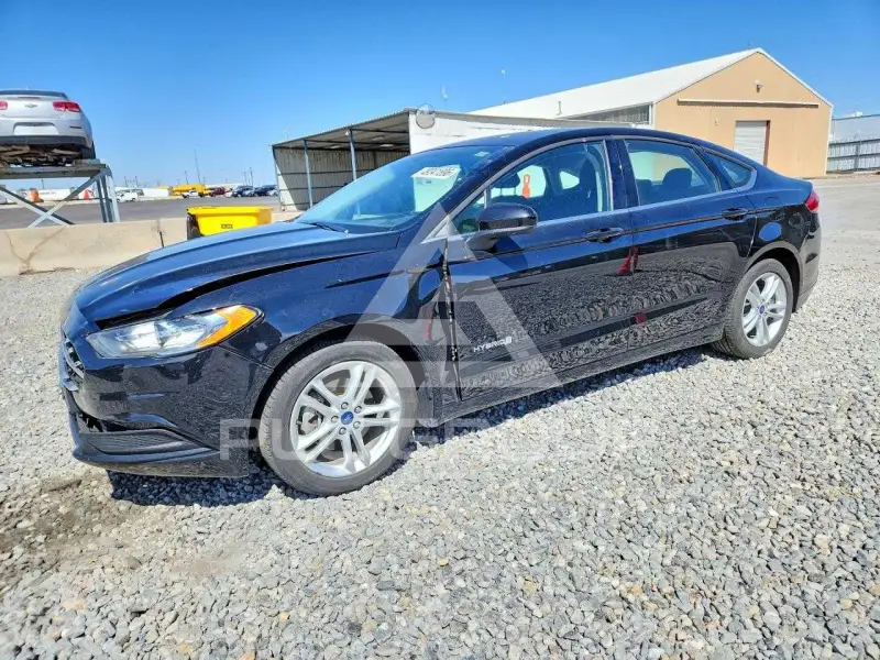 2018 Ford FUSION фото