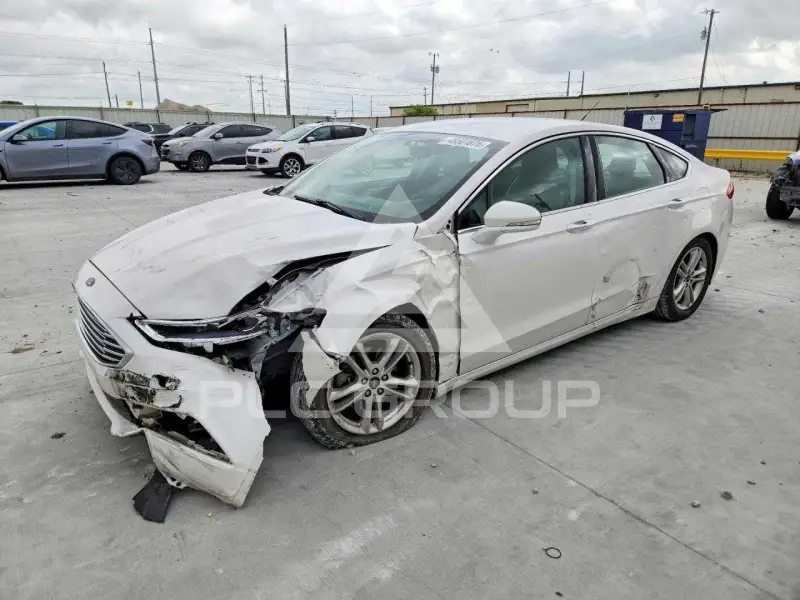 2018 Ford FUSION фото