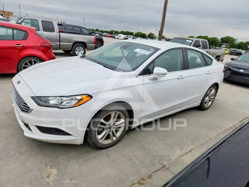 2018 Ford FUSION фото