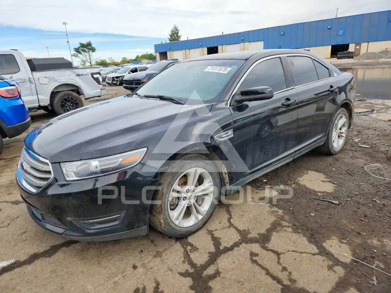 2018 Ford TAURUS photo