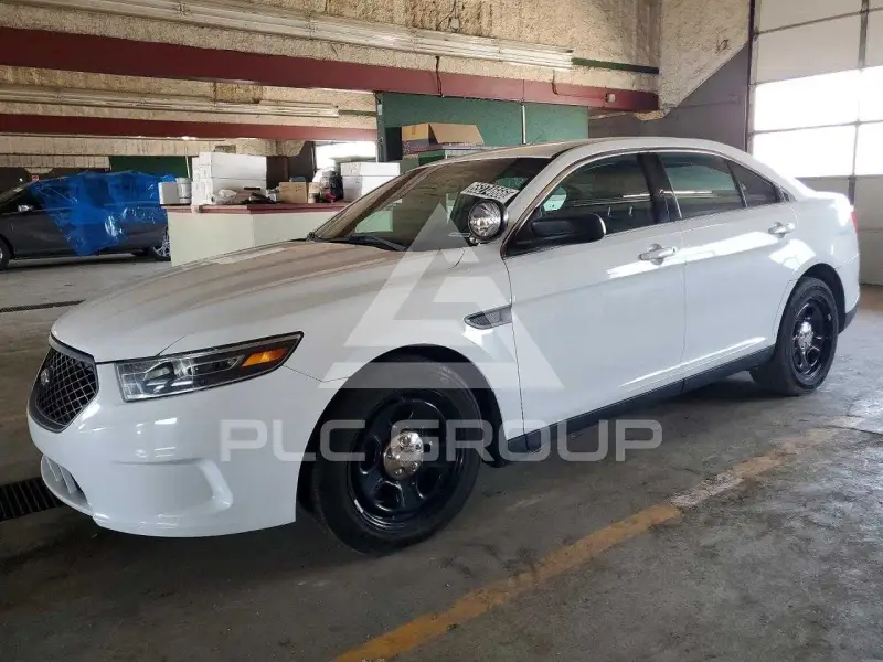 2018 Ford TAURUS фото