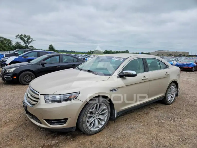 2018 Ford TAURUS фото
