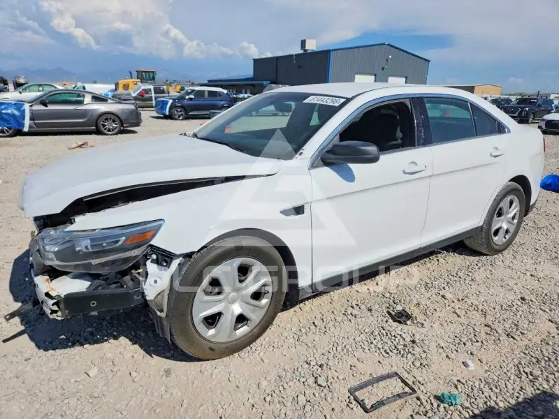 2018 Ford TAURUS photo
