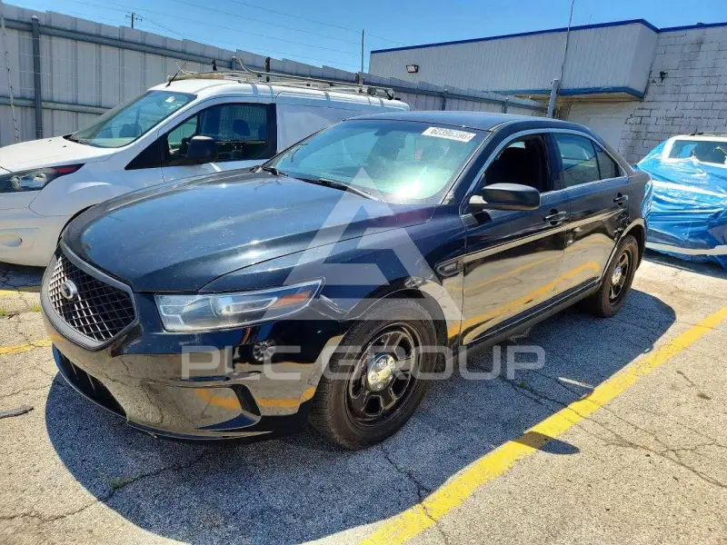 2018 Ford TAURUS photo