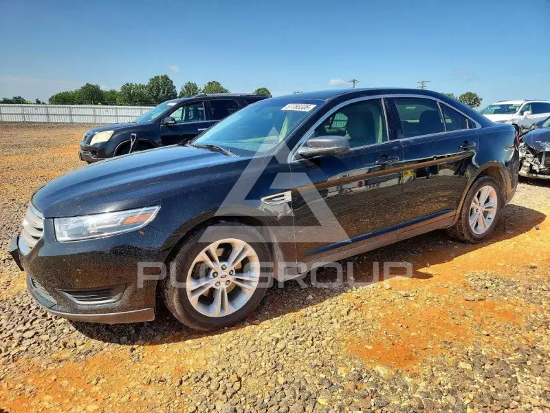 2018 Ford TAURUS photo