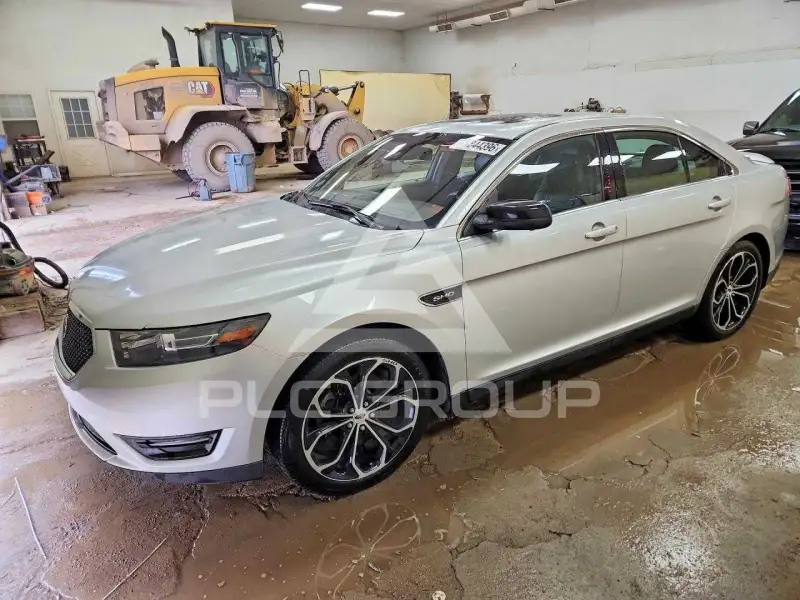 2018 Ford TAURUS фото