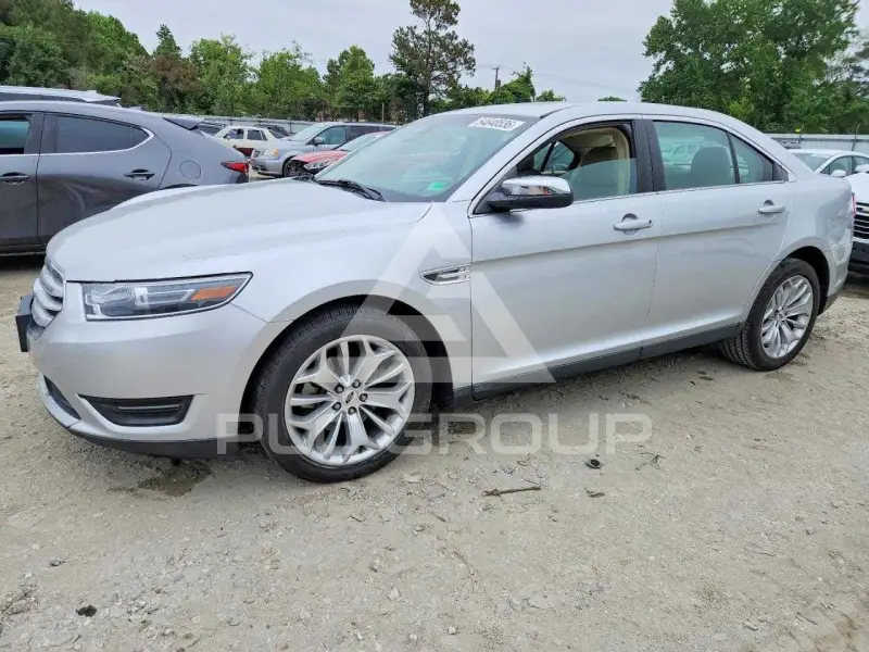 2018 Ford TAURUS фото