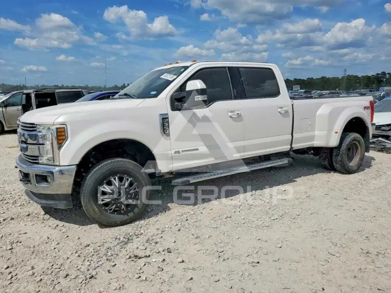 2018 Ford F-350 фото