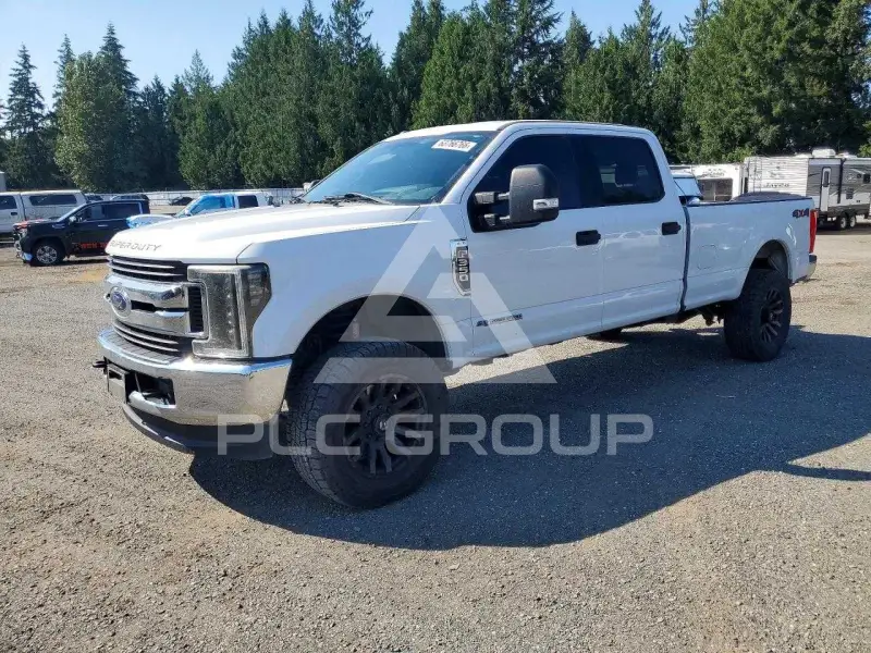 2018 Ford F-350 photo