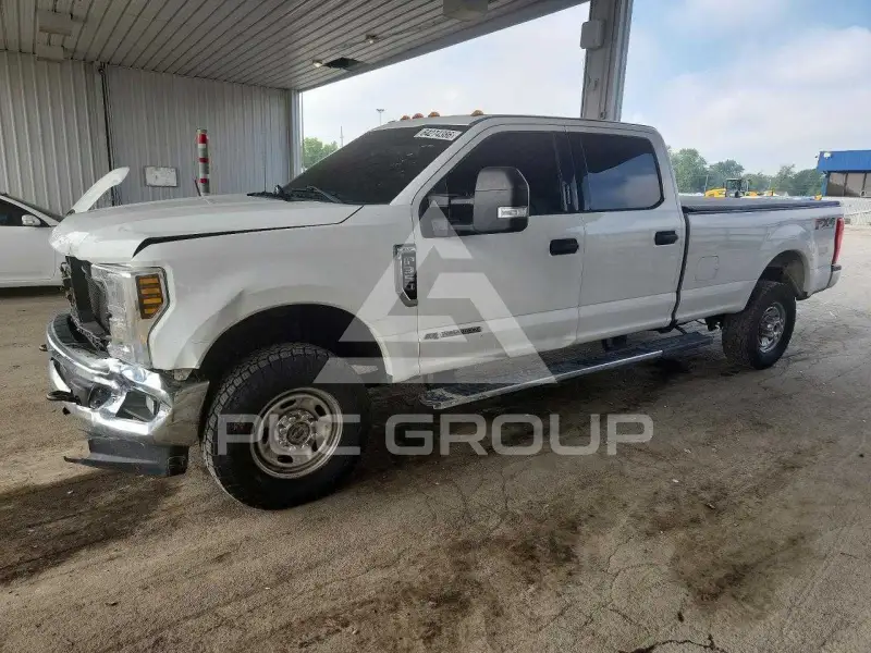 2018 Ford F-350 фото