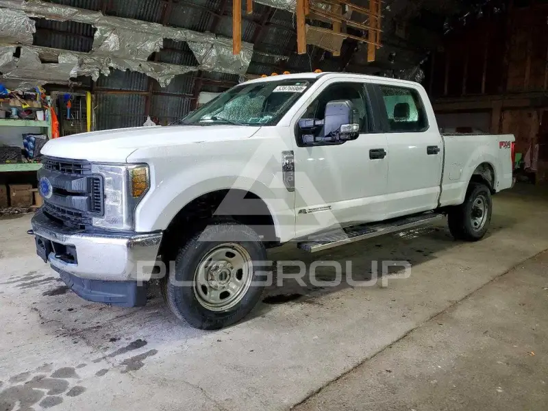 2018 Ford F-350 фото