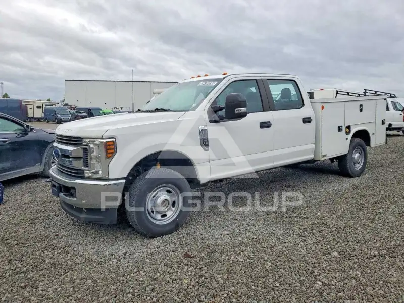2018 Ford F-350 photo