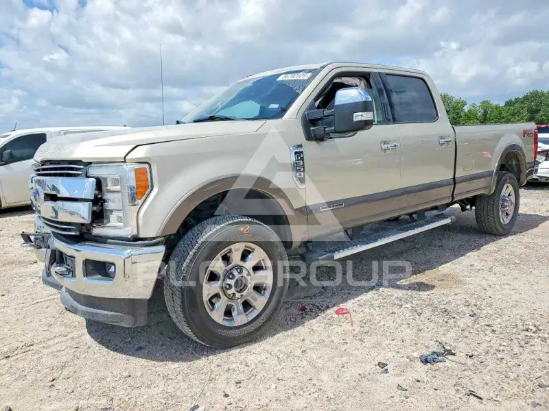 2018 Ford F-350 photo