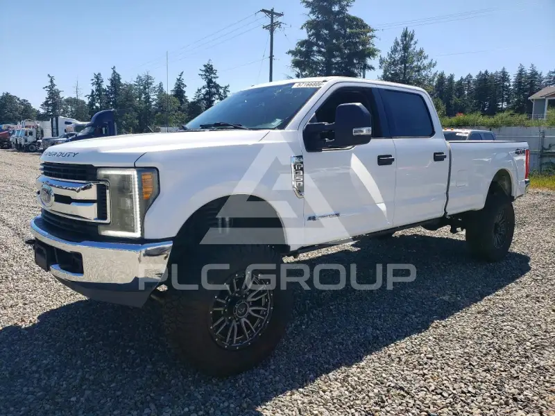 2018 Ford F-350 фото