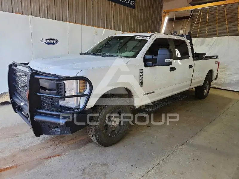 2018 Ford F-350 photo