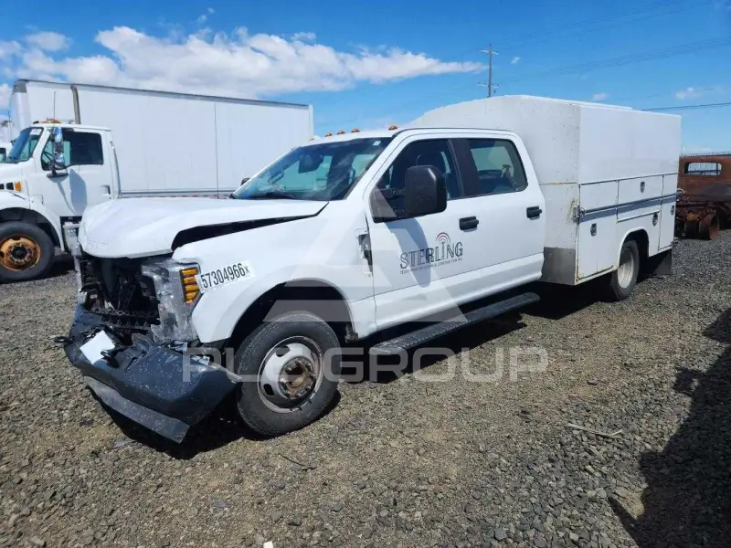 2018 Ford F-350 фото