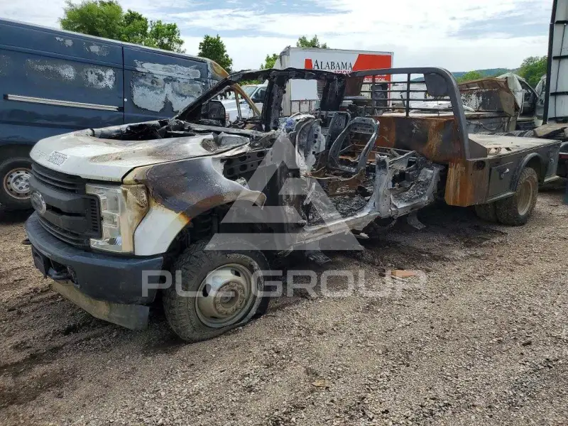2018 Ford F-350 photo