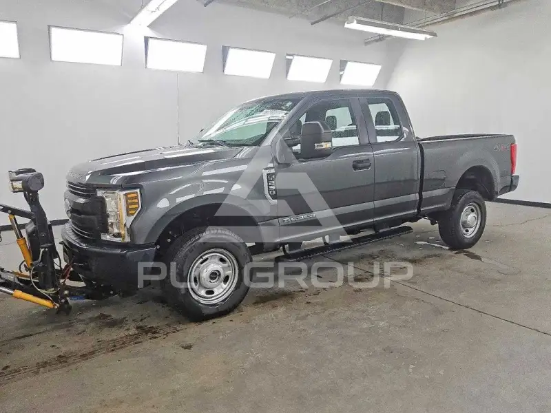 2018 Ford F-250 фото