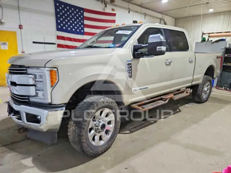 2018 Ford F-250 фото