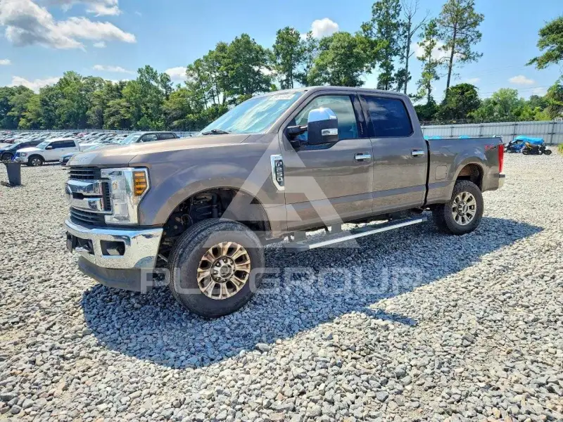 2018 Ford F-250 фото