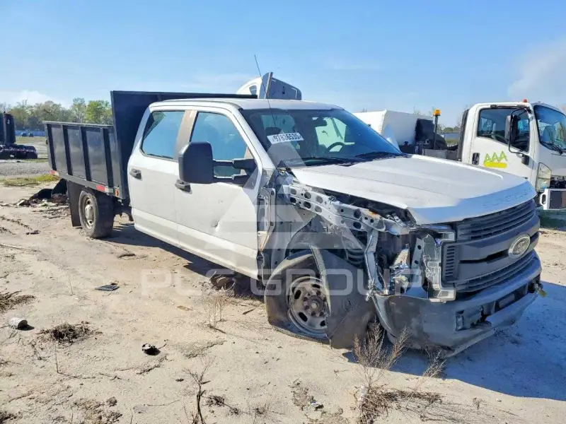 2018 Ford F-250 photo