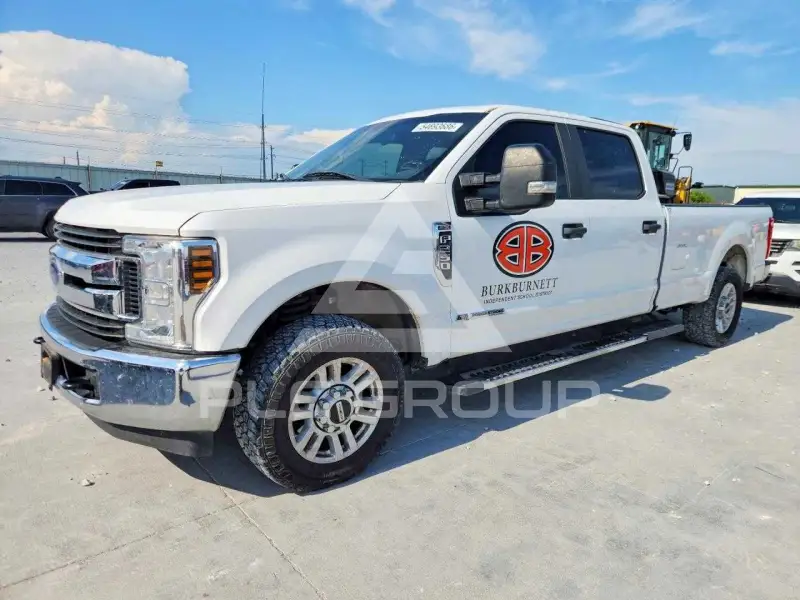 2018 Ford F-250 photo