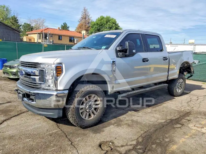 2018 Ford F-250 фото